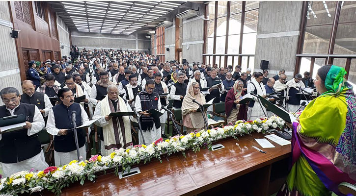 Newly Elected Mps Take Oath