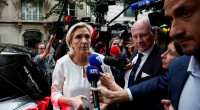 Rival French parties seek to build anti-far right front