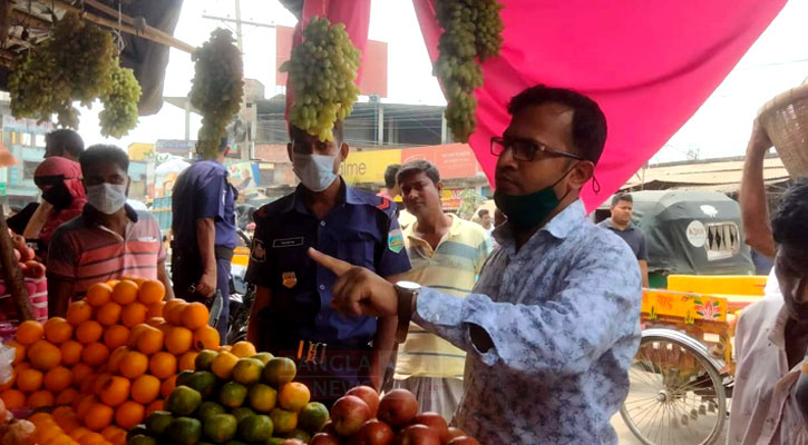 বেশি দামে পণ্য বিক্রি, বেলকুচিতে ৭ প্রতিষ্ঠানকে জরিমানা