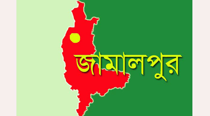 পরকিয়ার প্রমাণ পেয়ে তাড়িয়ে দিলেন স্বামী, প্রেমিকের নামে মামলা গৃহবধূর