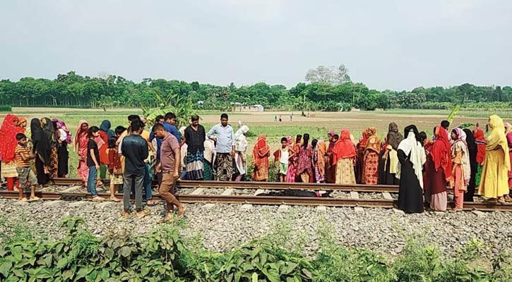 কাশিয়ানীতে ট্রেনে কাটা পড়ে কিশোরীর মৃত্যু