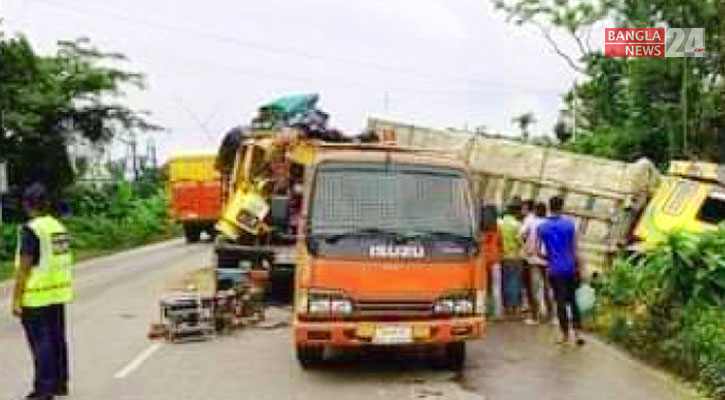 সিলেটে দুই ট্রাকের সংঘর্ষ, নিহত ৩