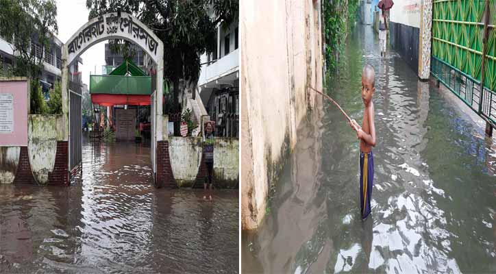 টানা বৃষ্টি, পানিতে ভাসছে বাগেরহাট শহর