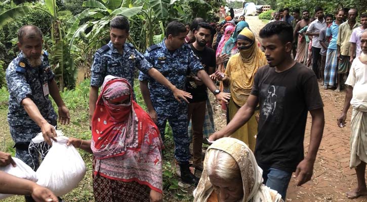 হাসিবালার মুখে হাসি ফোটালো বিমান বাহিনী