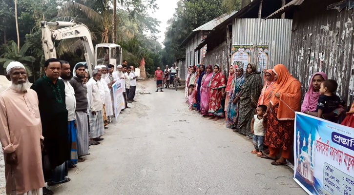 রাজৈরে চেয়ারম্যানের বিরুদ্ধে মসজিদ নির্মাণের বালু বিক্রির অভিযোগ 