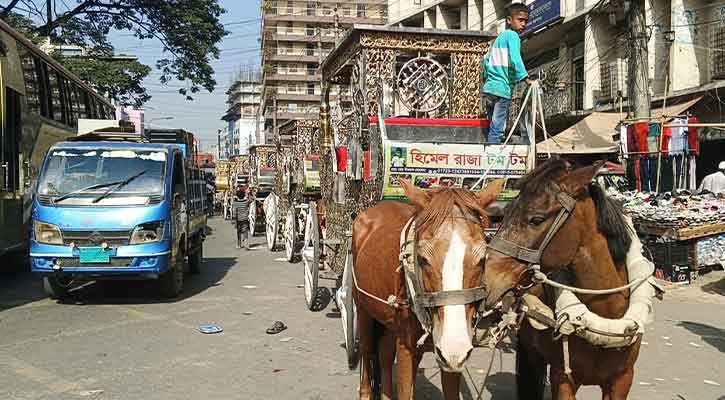 অব্যবস্থাপনা-সমন্বয়হীনতায় নিরসন হচ্ছে না গুলিস্তানের যানজট