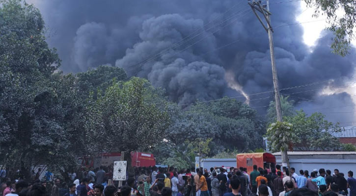 শ্রীপুরে কারখানায় আগুন: মিলল ২ জনের মরদেহ 